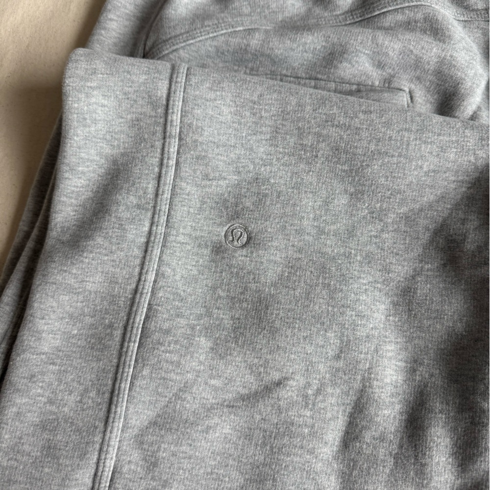 Lululemon men’s winter Fleece Sweatpants - Picture 6 of 6